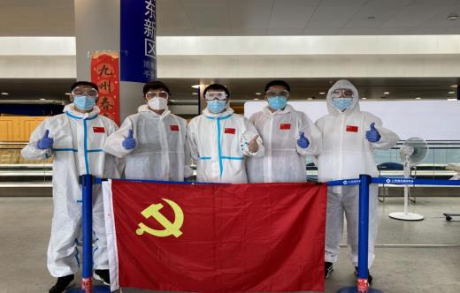 中国裁判组赴海外执裁比赛。受访者供图