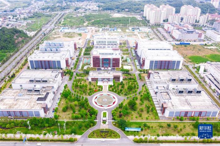 中国电信云计算贵州信息园(5月24日摄，无人机照片)。新华社记者 欧东衢 摄